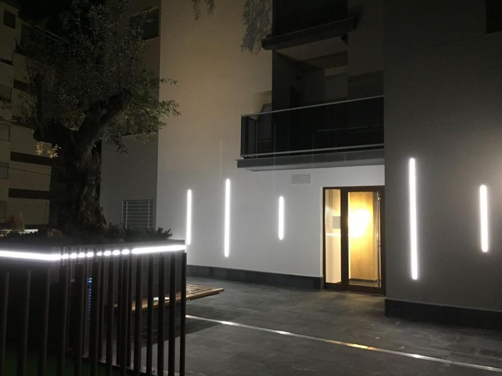 Edificio Attikos - Solo Familias Leilighet Gandía Eksteriør bilde